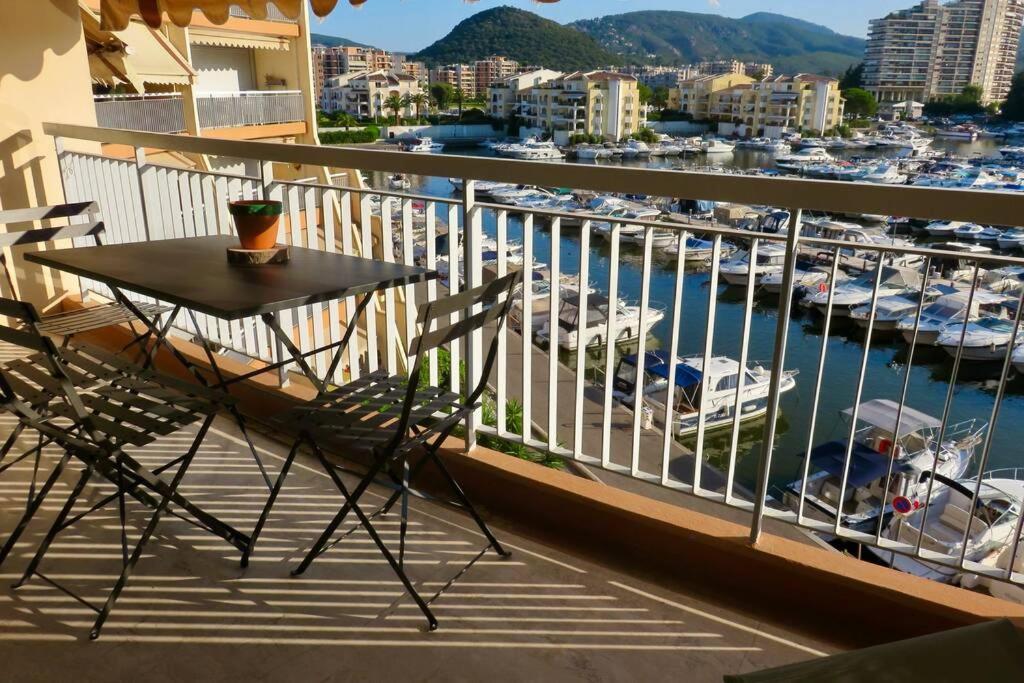 Appartement Lumineux 6 Places Avec Vue Sur Marina Mandelieu Eksteriør billede