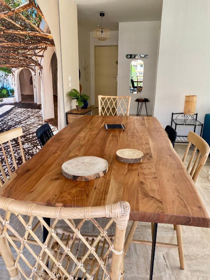 Appartement Lumineux 6 Places Avec Vue Sur Marina Mandelieu Eksteriør billede